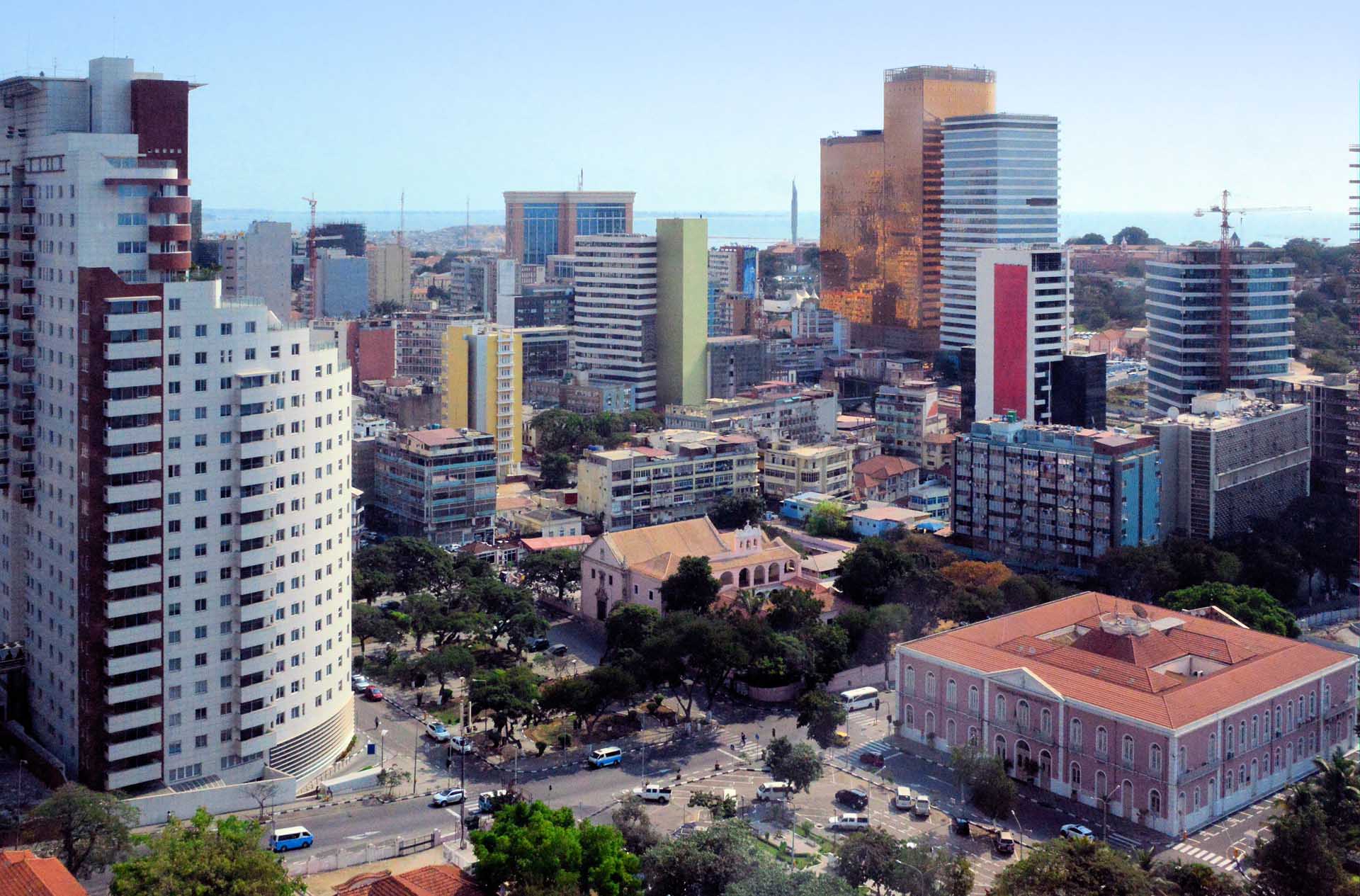 Comércio Luanda